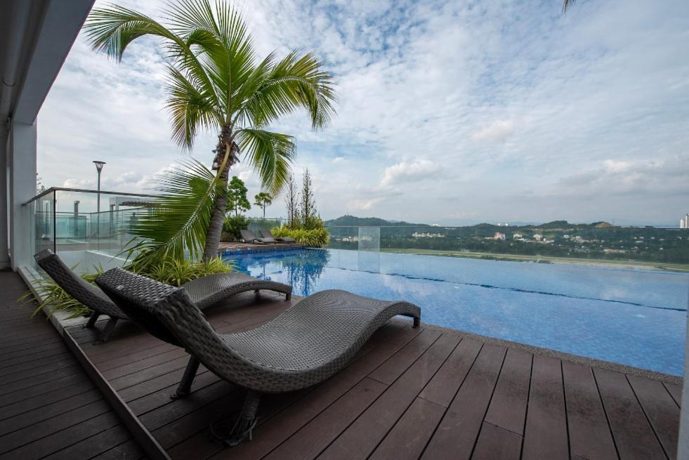 Ferienwohnung Residensi Flora Seri Kembangan Exterior foto